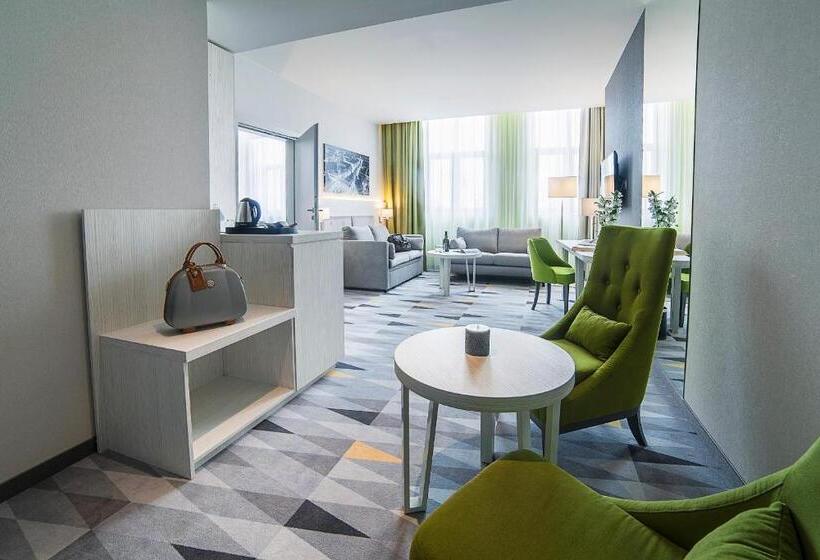 آپارتمان 1 خوابه, Metropolitan