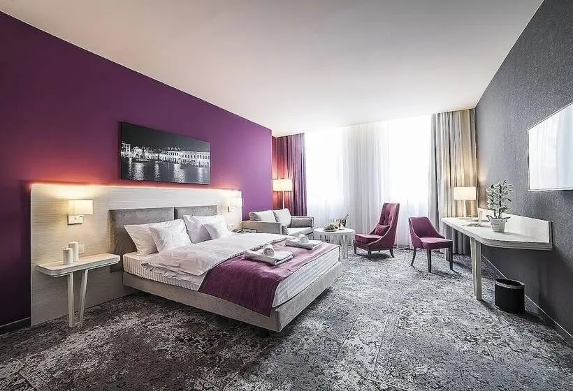 Deluxe-huone, Metropolitan