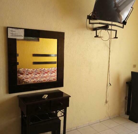 غرفة قياسية, Posada Del ángel