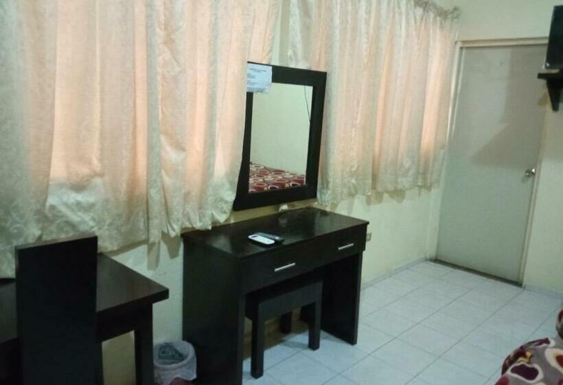 غرفة قياسية, Posada Del ángel