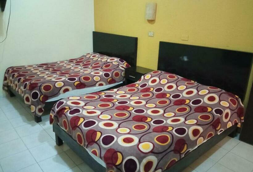 غرفة قياسية رباعية, Posada Del ángel