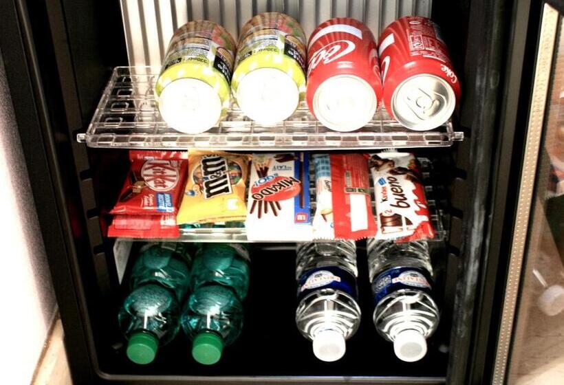 컴포트 트리플 룸, Résidence Universitaire Lanteri