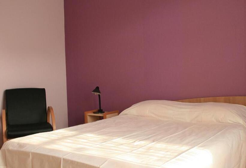 컴포트 트리플 룸, Résidence Universitaire Lanteri