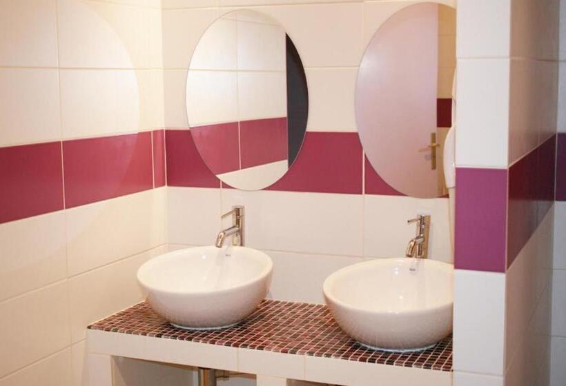 컴포트 트리플 룸, Résidence Universitaire Lanteri