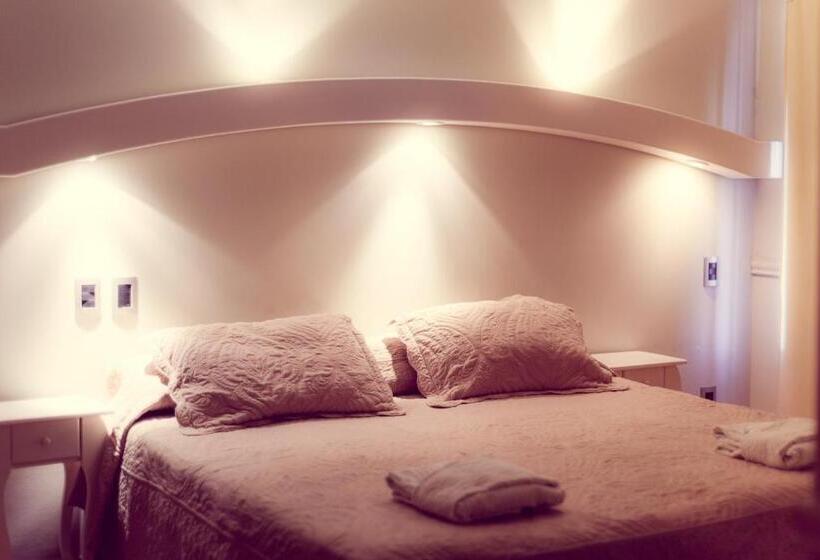 חדר סטנדרט, San Rafael Group