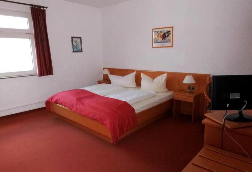 Perhehuone Merinäkymä, Seerose