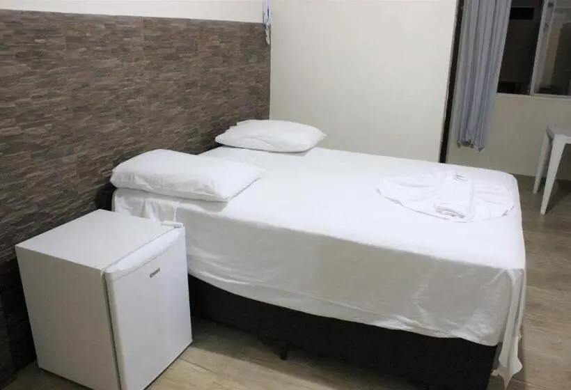 Standard Yhden Hengen Huone, Novo Hotel Douglas