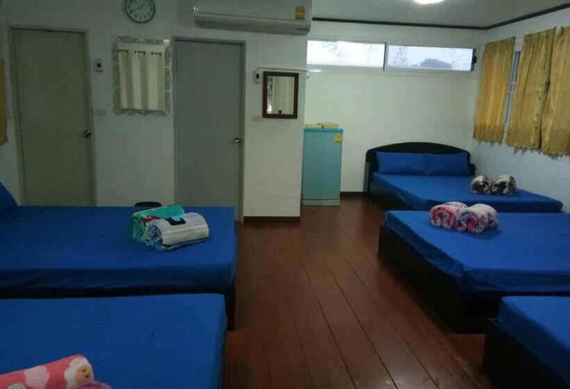 带1个卧室的别墅, บ้านเรือนไท มวกเหล็ก Ban Ruenthai Muaklek