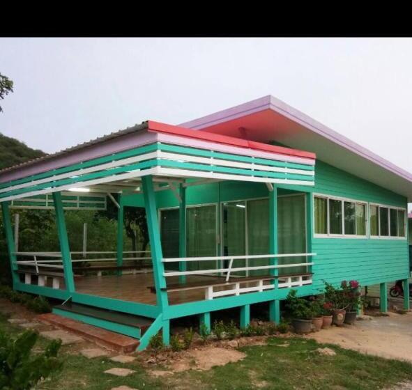 带1个卧室的别墅, บ้านเรือนไท มวกเหล็ก Ban Ruenthai Muaklek