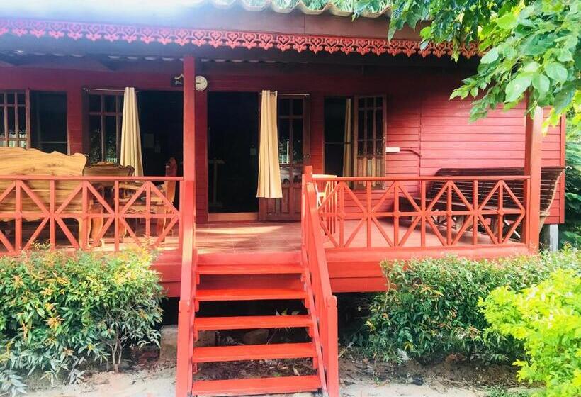 带2个卧室的别墅, บ้านเรือนไท มวกเหล็ก Ban Ruenthai Muaklek