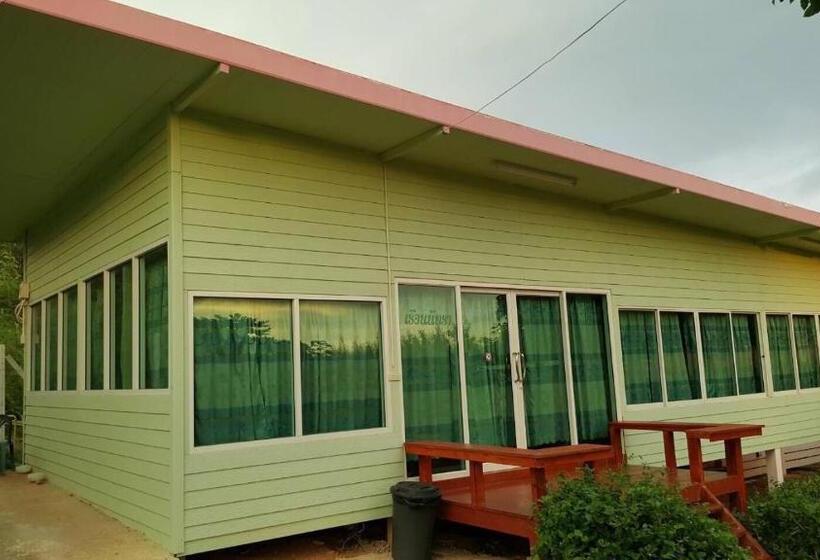 3间卧室的房子, บ้านเรือนไท มวกเหล็ก Ban Ruenthai Muaklek