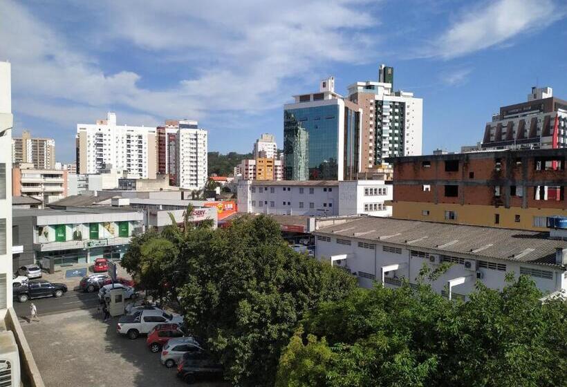 غرفة إقتصادية ثلاثية, Soratur Hotel & Coworking