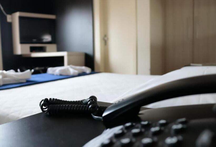 إستوديو قياسى, Soratur Hotel & Coworking