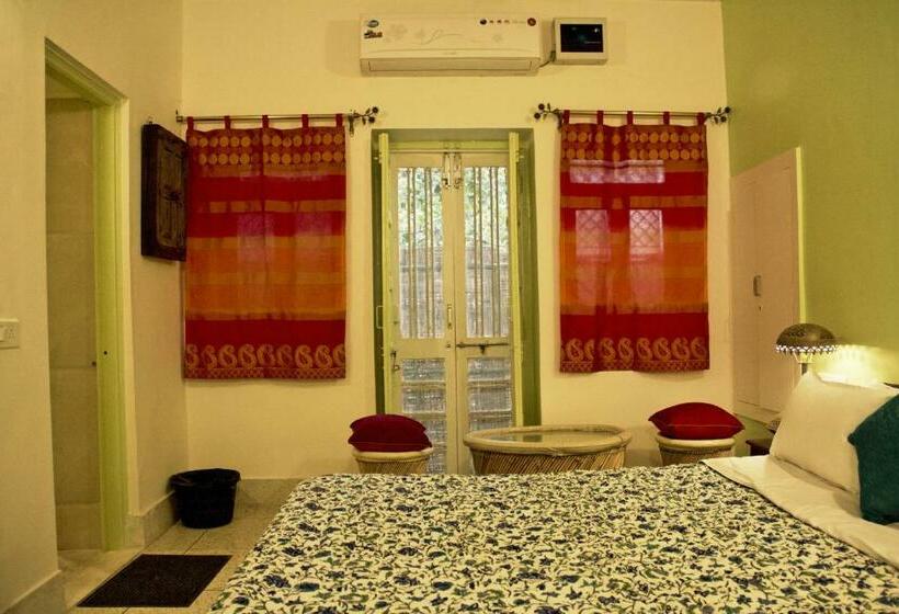 Standardrum, Moustache Jodhpur