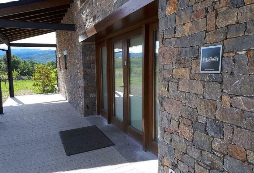 منزل غرفة نوم واحدة, Les Feixes Llargues Casa Amb 7 Suites  Lloguer De Casa Sencera, Amb Capacitat Per 14 Persones