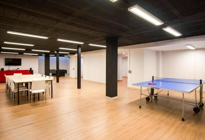 منزل غرفة نوم واحدة, Les Feixes Llargues Casa Amb 7 Suites  Lloguer De Casa Sencera, Amb Capacitat Per 14 Persones