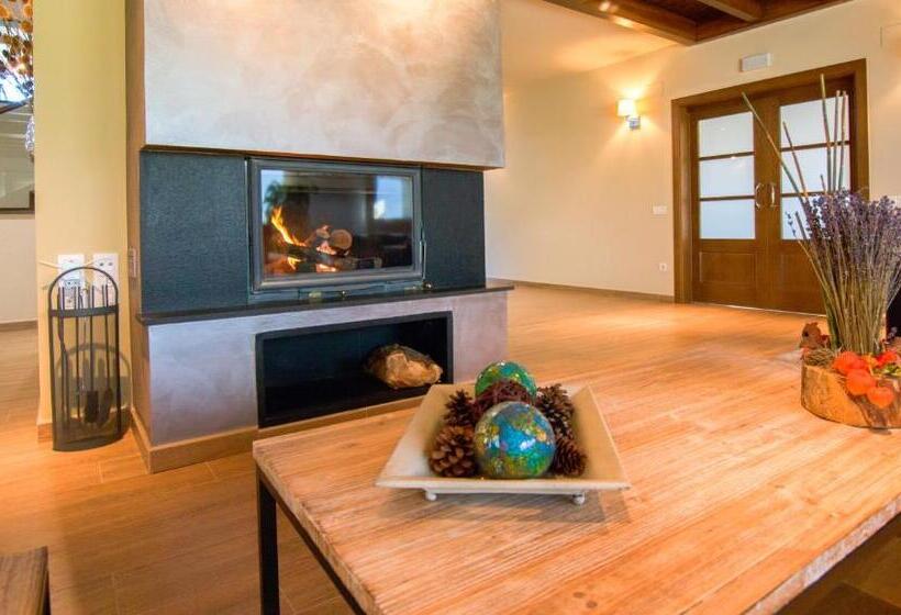 منزل غرفة نوم واحدة, Les Feixes Llargues Casa Amb 7 Suites  Lloguer De Casa Sencera, Amb Capacitat Per 14 Persones