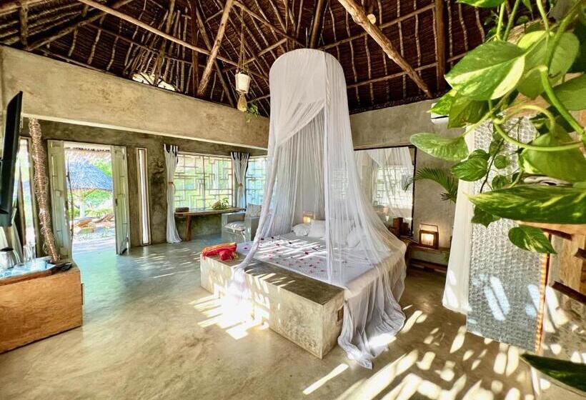 Deluxe Suite King Bed, Rock And Sea Resort