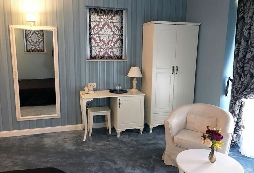 디럭스 룸, Family Hotel Agoncev