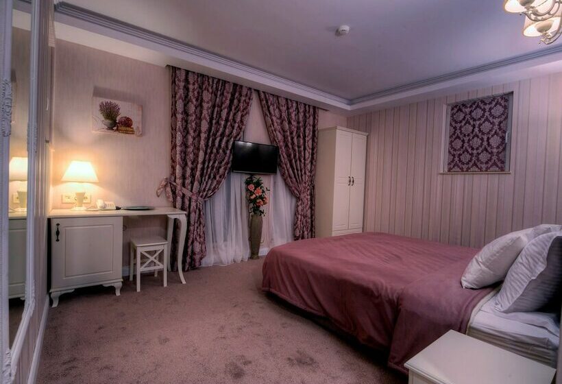 Quarto Deluxe, Family Hotel Agoncev