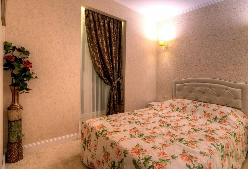 Quarto Estandar, Family Hotel Agoncev
