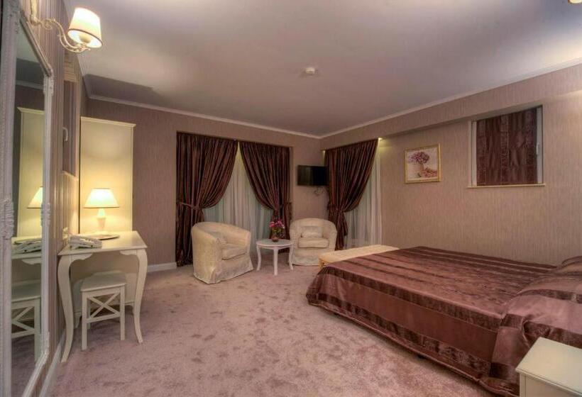 디럭스 룸, Family Hotel Agoncev