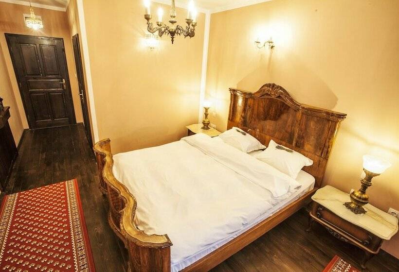 디럭스 룸, Evmolpia