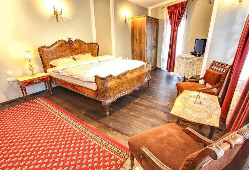 디럭스 룸, Evmolpia