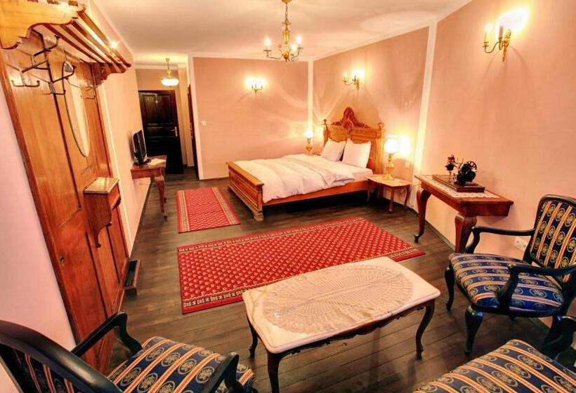 디럭스 룸, Evmolpia