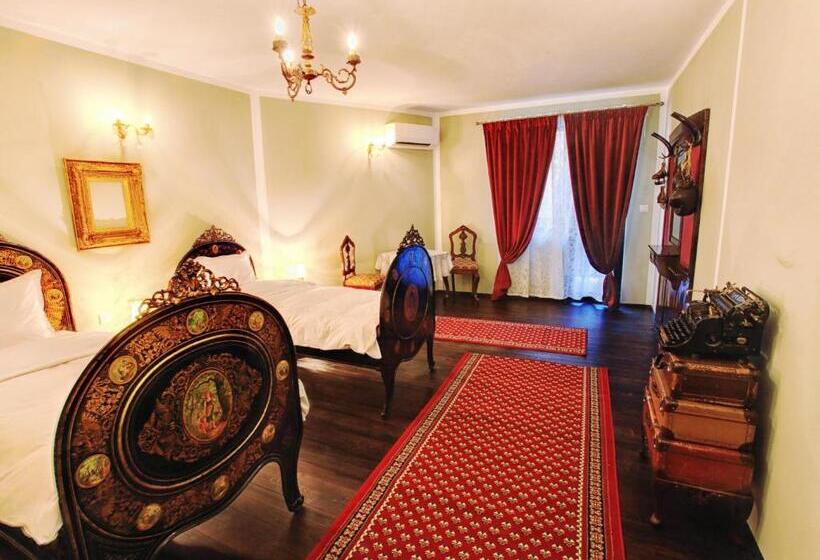 디럭스 룸, Evmolpia