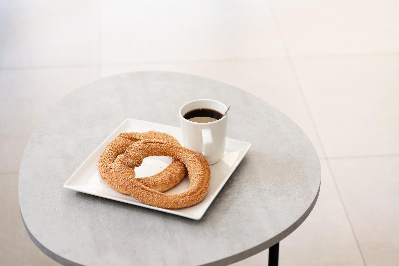 싱글 디럭스 룸, Evmolpia