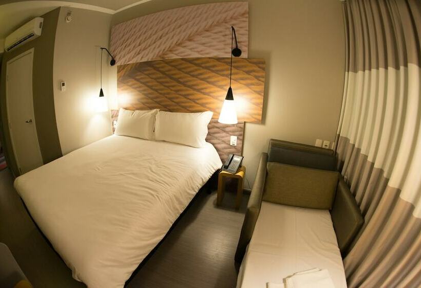 شقة غرفة واحدة, Ibis Jacarei