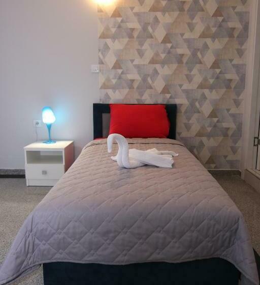 اتاق استاندارد یک نفره, Korzo