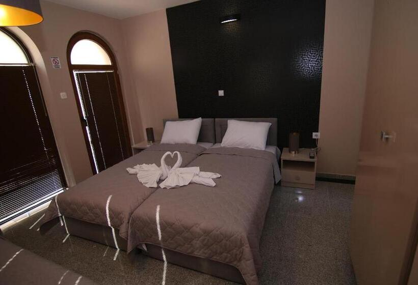 اتاق استاندارد, Korzo