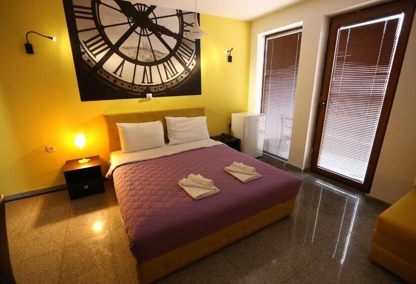 اتاق استاندارد, Korzo