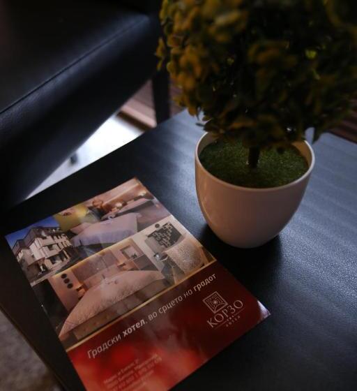 سوییت لوکس, Korzo