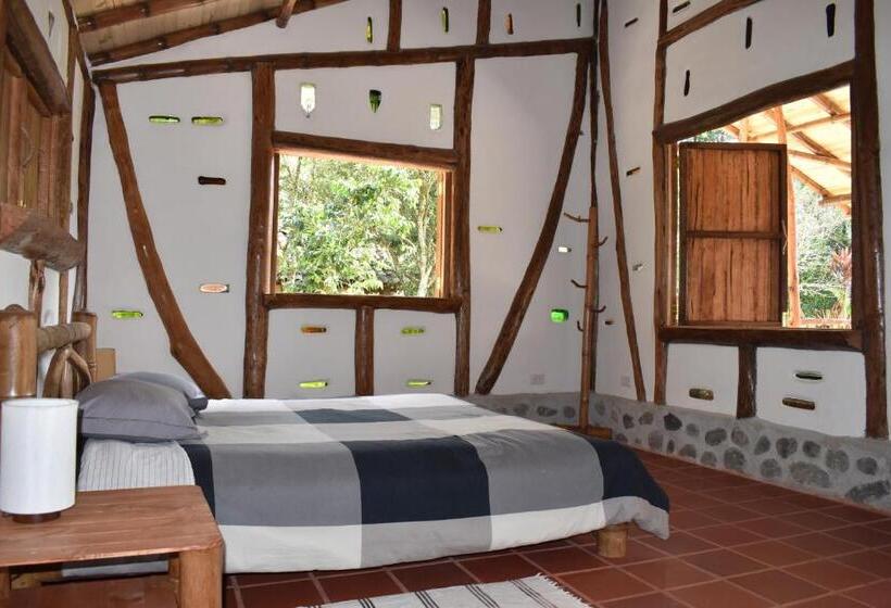 スタンダードトリプルルーム, La Casa De Francois