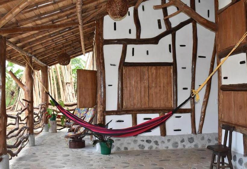 スタンダードトリプルルーム, La Casa De Francois