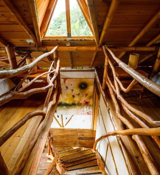 ルームシェアのワンベッド, La Casa De Francois