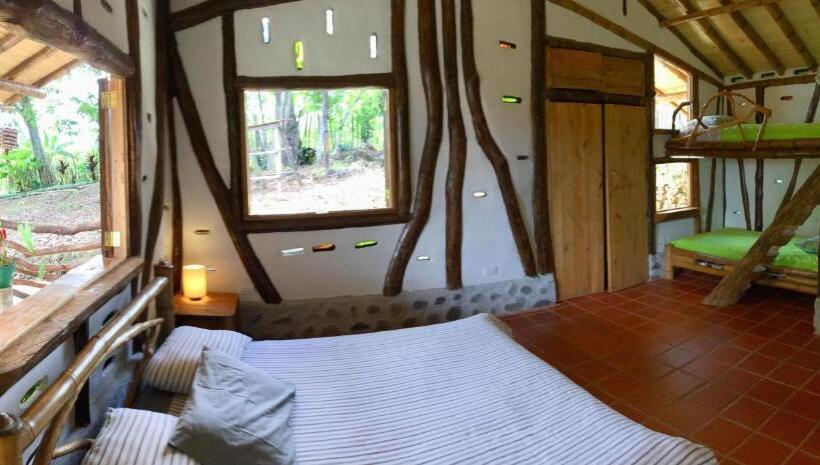 スタンダードトリプルルーム, La Casa De Francois