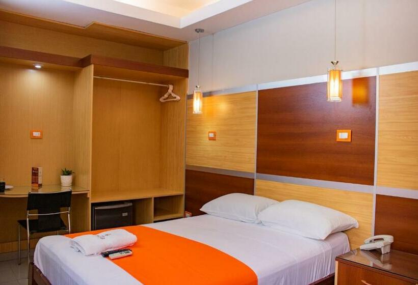 اتاق لوکس, Nilas