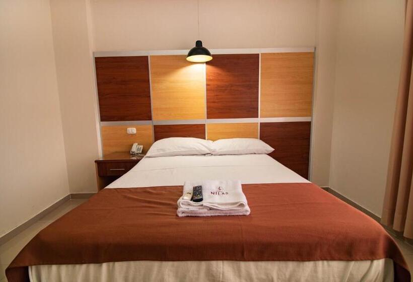 اتاق لوکس یک تخته, Nilas