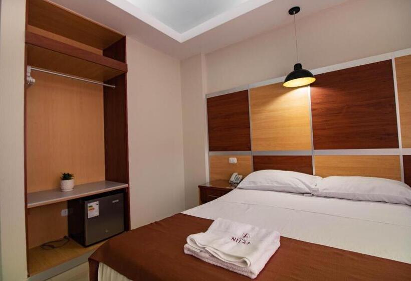 اتاق لوکس یک تخته, Nilas