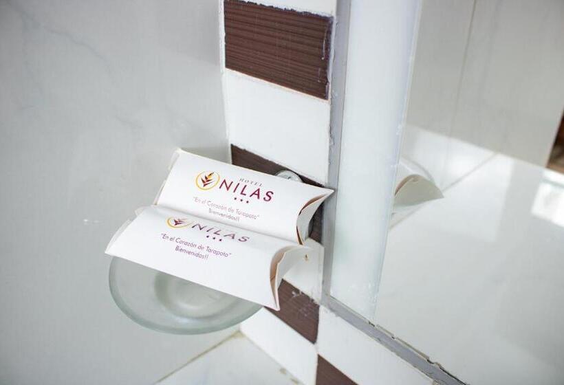 디럭스 패밀리 룸, Nilas