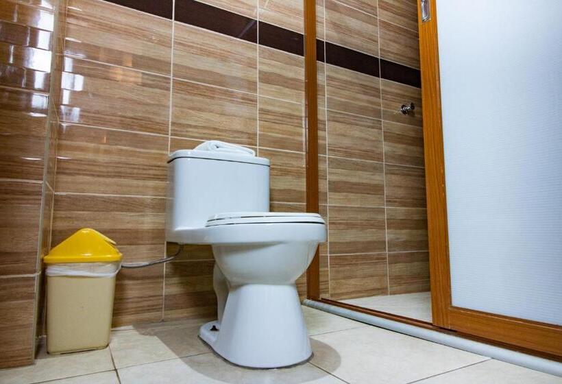 Quarto Familiar Deluxe, Nilas