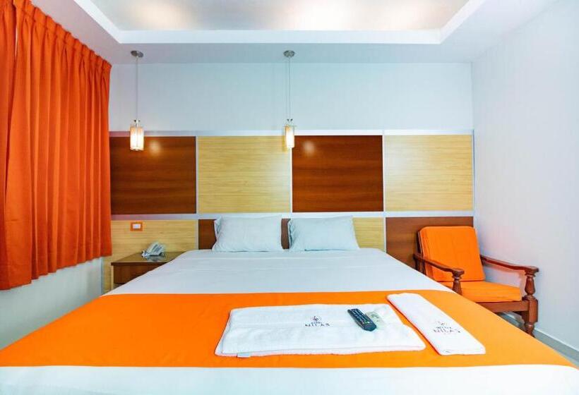 سوییت لوکس, Nilas