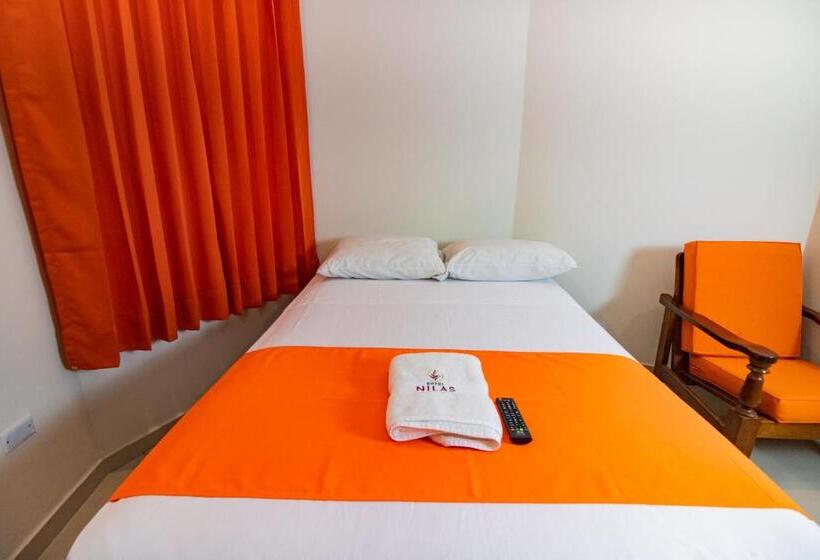 سوییت جونیور, Nilas