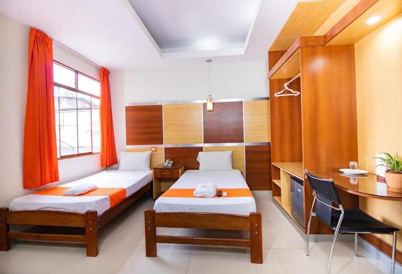 سوییت جونیور, Nilas