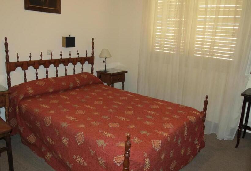 غرفة قياسية, Trocadero