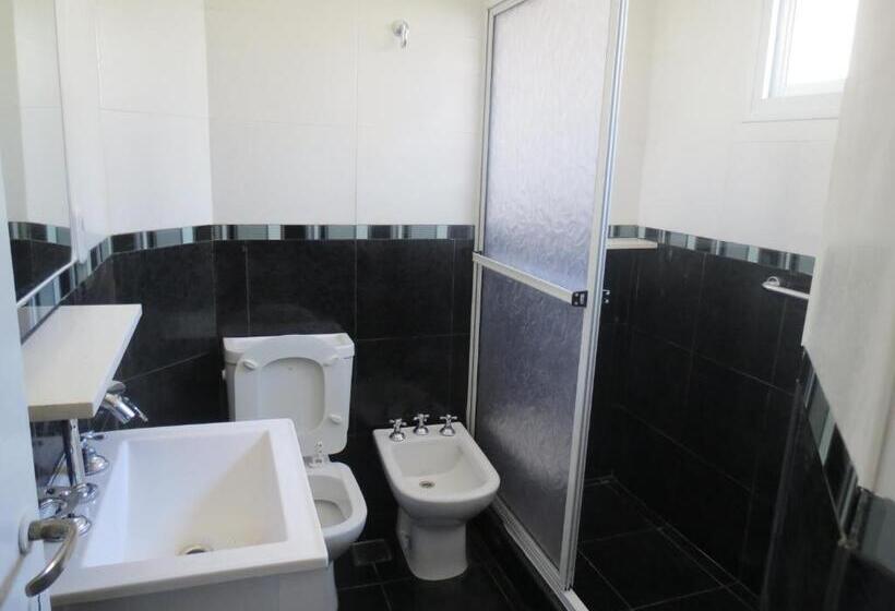 غرفة ديلوكس, Trocadero